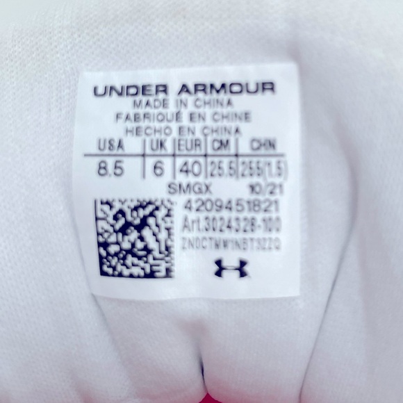 Under Armour Mircotips Cleets White - NWOT Women’s Size 8.5 - Picture 6 of 9